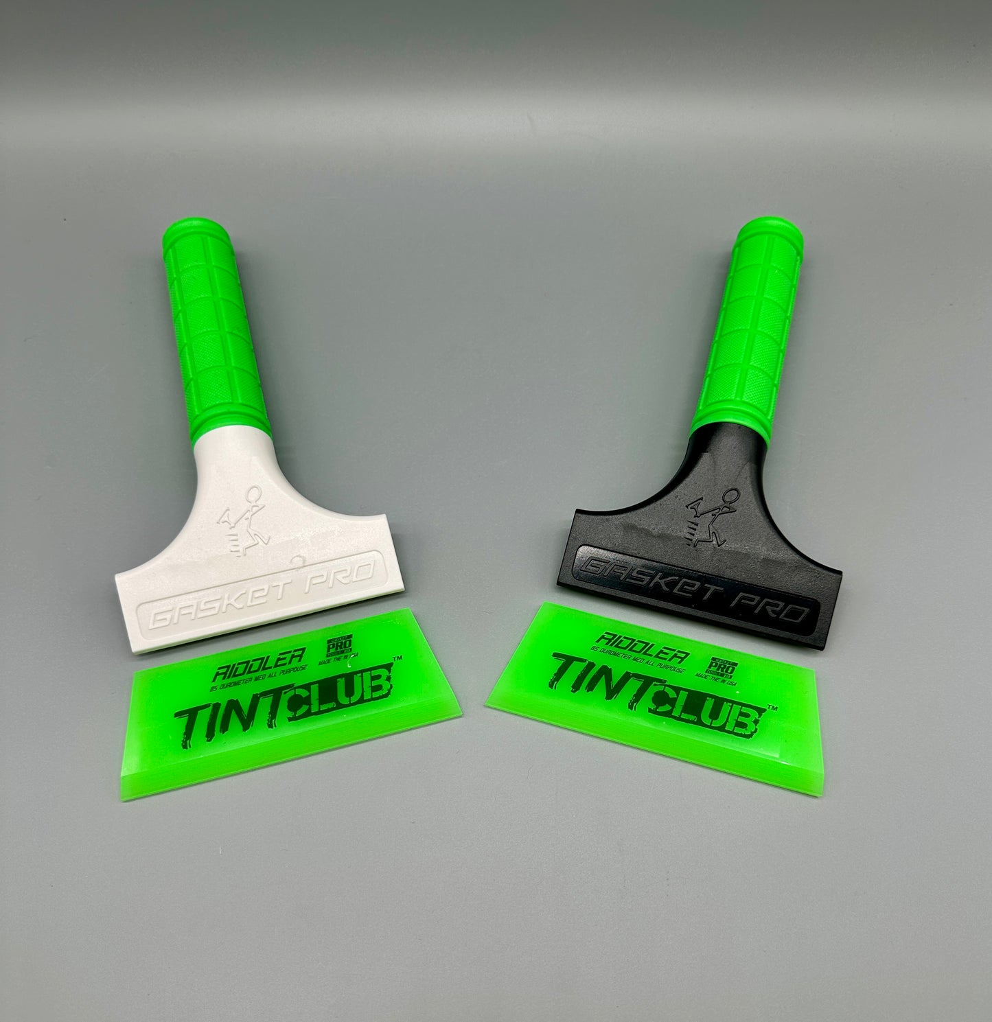 Tint Club Handle with Tint Club De-Hydra Blade