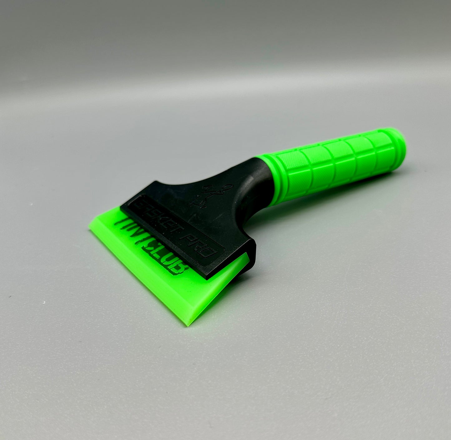 Tint Club Handle with Tint Club De-Hydra Blade