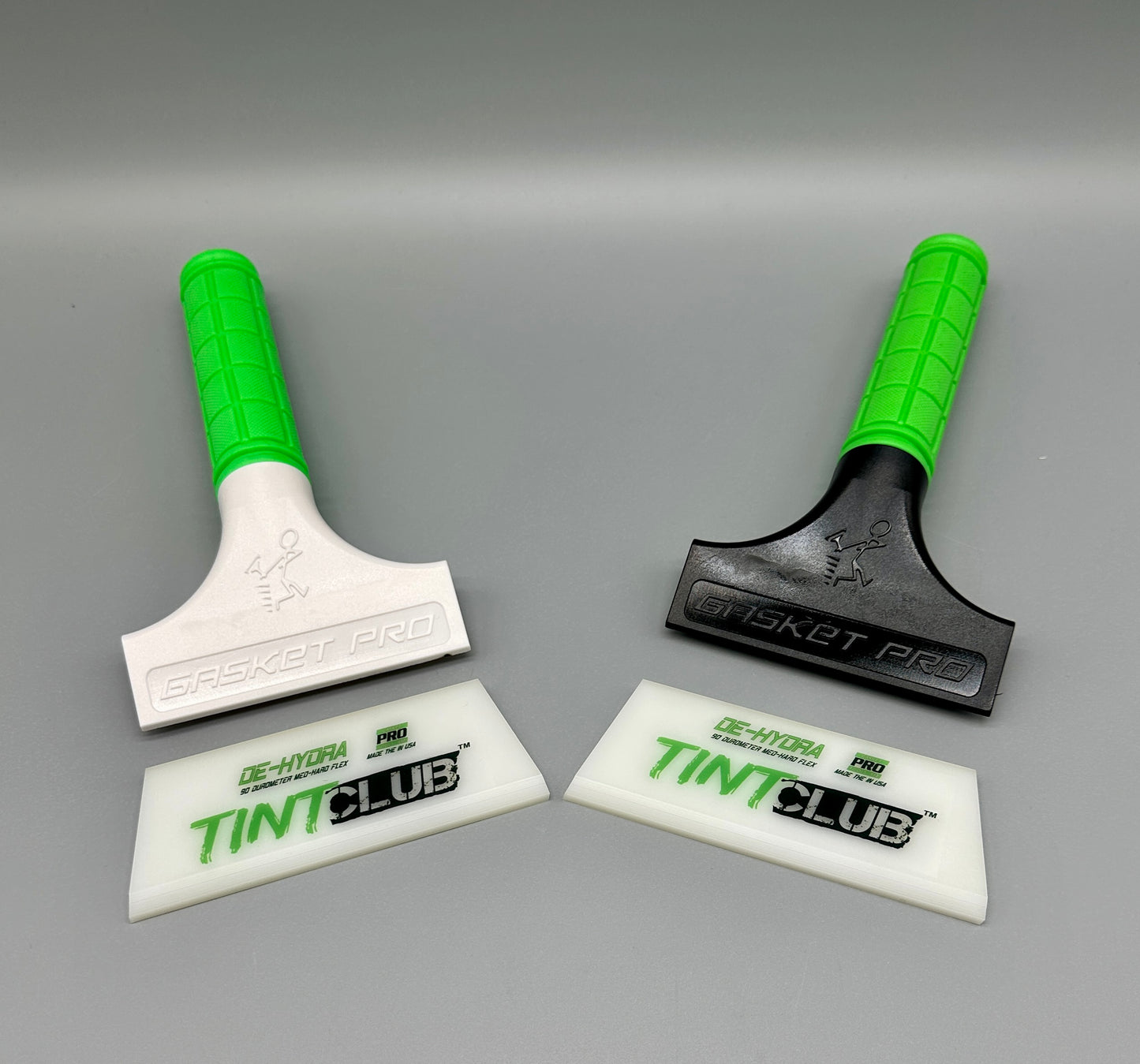 Tint Club Handle with Tint Club De-Hydra Blade